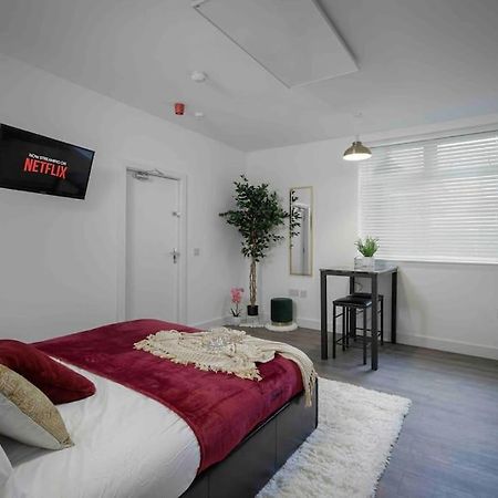 Апартаменты 40% Off - Business - Couples - Contractors Блэкпул Экстерьер фото